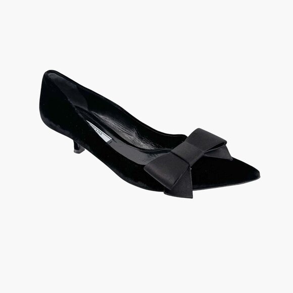 Prada Pointed Toe Bow Kitten Pumps Size 37 US 7 Black Velvet Low Heel Formal - Picture 9 of 14